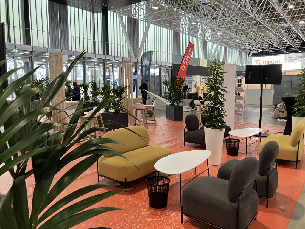 plantes en location pour stand professionnel à Toulouse aménagement végétal espace détente salon